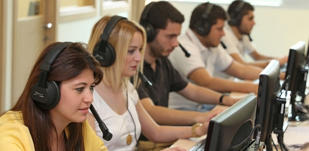 Eventos presenciais e online com tradução simultânea em SP e em todo o Brasil Eventos presenciais e online com tradução simultânea em SP e em todo o Brasil